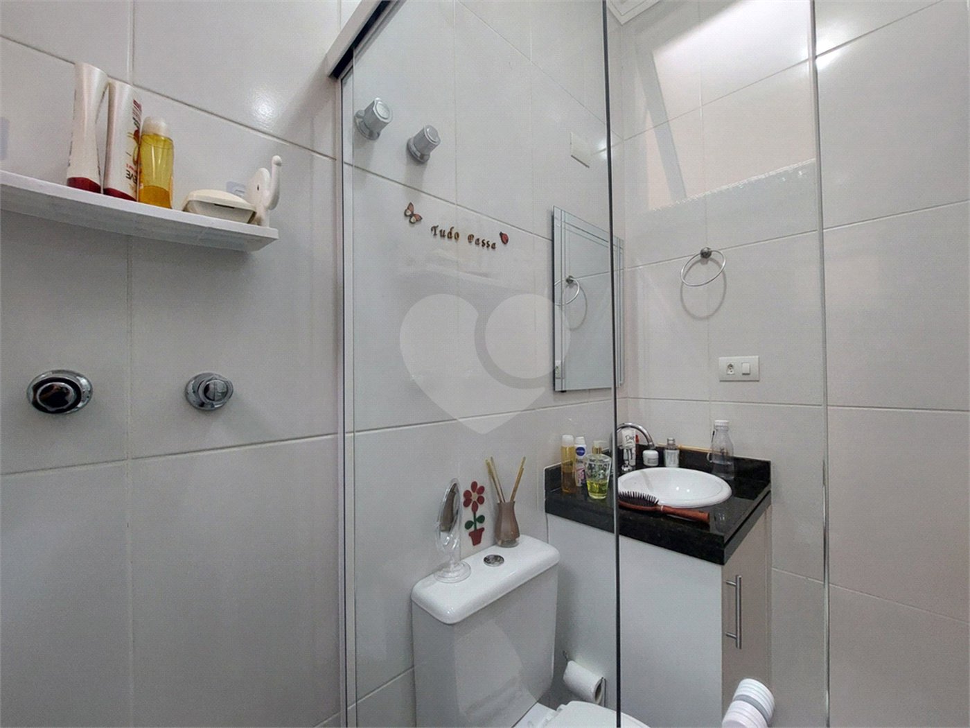 Casa à venda com 3 quartos, sendo 2 suítes,  em Jardim Lallo, São Paulo, SP