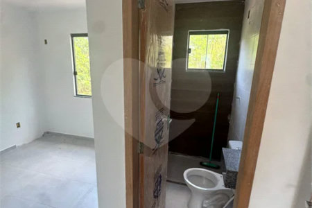 Casa à venda com 4 quartos, sendo 2 suítes, em Campo Grande, Rio de Janeiro, RJ