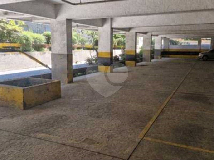 Apartamento à venda com 1 quarto em Grajaú, Rio de Janeiro, RJ