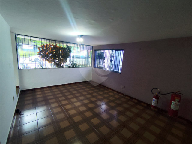 Sobrado para alugar com 4 quartos em Santana, São Paulo, SP