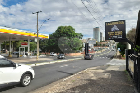Galpão Comercial à Venda – Localização Estratégica na Avenida São Carlos