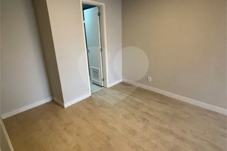 Apartamento à venda com 3 quartos, sendo 2 suítes, em Rio Comprido, Rio de Janeiro, RJ