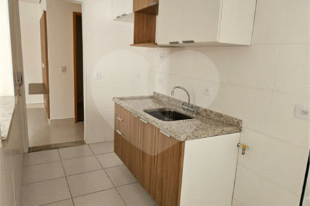 Apartamento à venda com 2 quartos no Centro, São Roque, SP