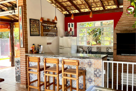 Chácara à venda com 6 quartos, sendo 1 suíte, em Parque Planalto, Araraquara, SP