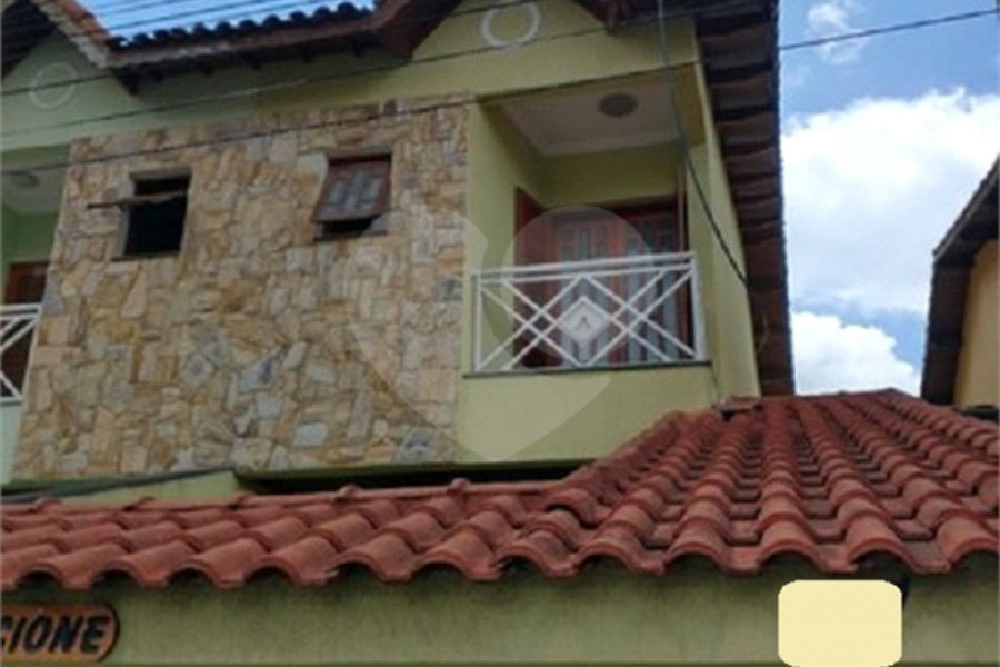 Sobrado à venda com 3 quartos, sendo 1 suíte, em Gopoúva, Guarulhos, SP