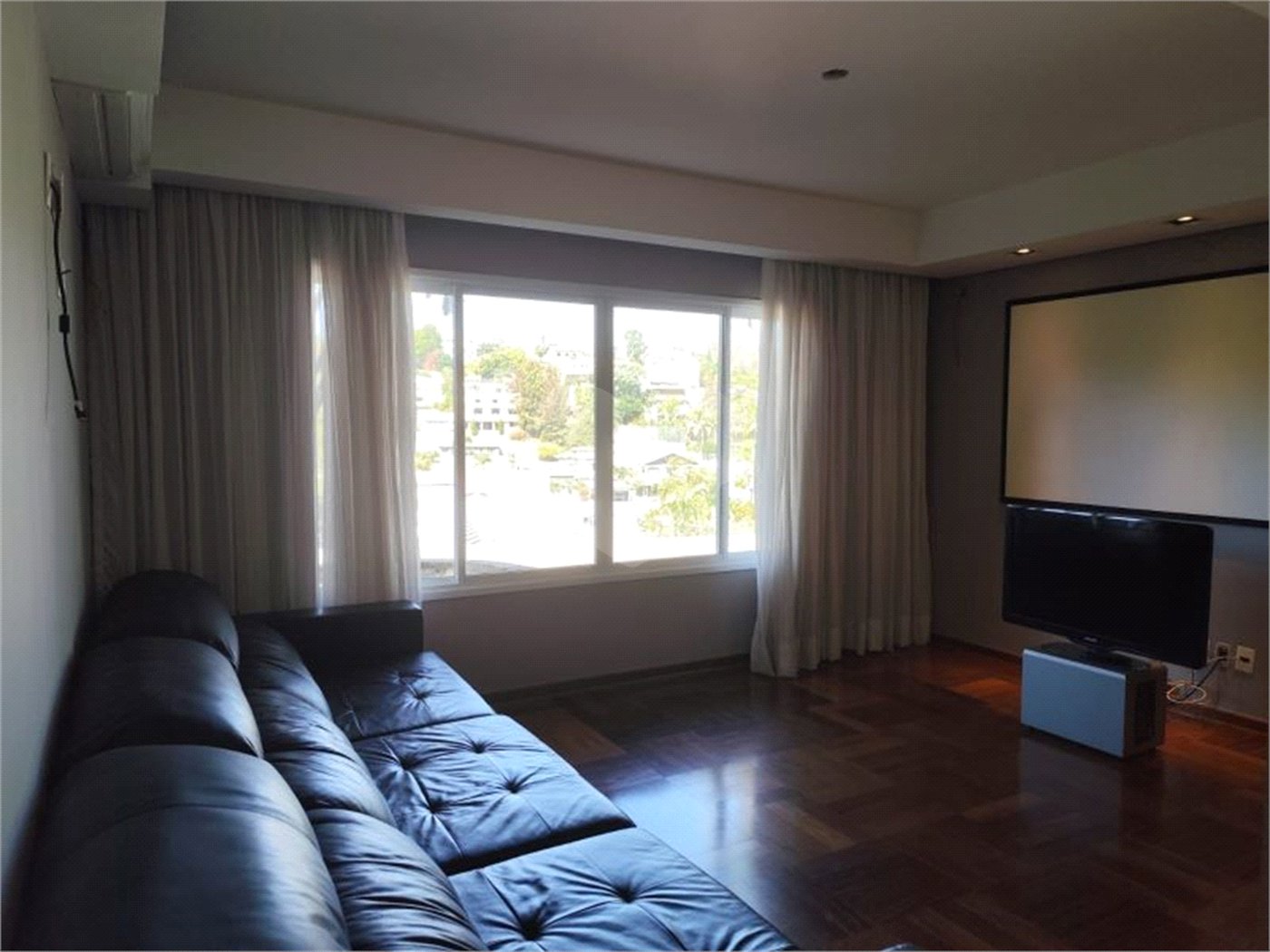 Casa à venda com 4 suítes em Marambaia, Vinhedo, SP