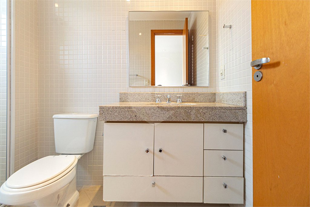 Apartamento à venda ou para alugar com 3 suítes em Perdizes, São Paulo, SP