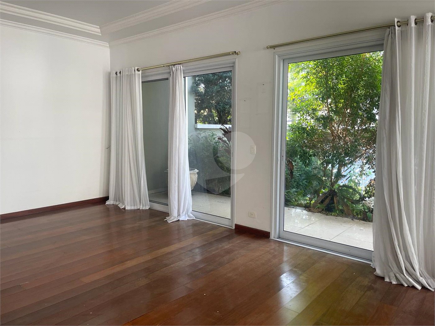 Casa de Vila à venda com 3 quartos, sendo 1 suíte, em Jardim Hípico, São Paulo, SP