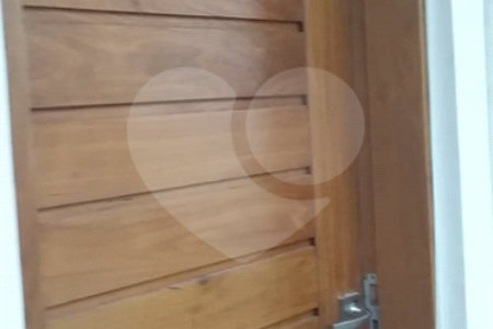 Sobrado à venda com 2 quartos, sendo 1 suíte, em Santa Teresinha, São Paulo, SP