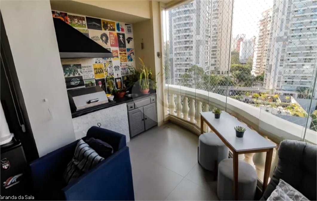 Apartamento à venda com 3 quartos, sendo 1 suíte, em Vila Andrade, São Paulo, SP