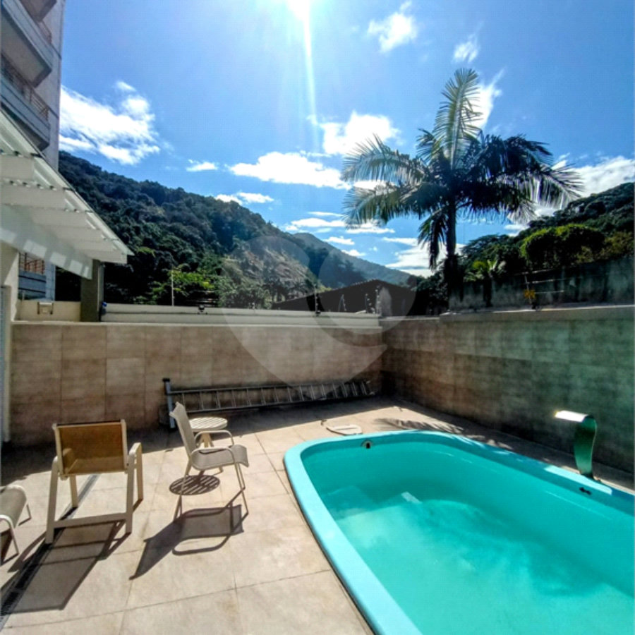 Casa à venda com 2 suítes em Jardim Adalgisa, Caraguatatuba, SP