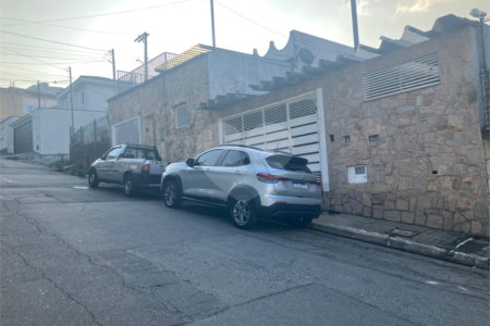 Casa Térrea à venda com 3 quartos em Vila Nivi, São Paulo, SP