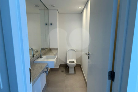 Apartamento para alugar com 4 suítes em Jardim Fonte do Morumbi, São Paulo, SP