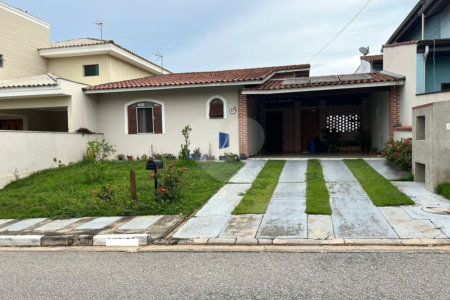 Casa à venda com 3 quartos, sendo 1 suíte,  no condomínio Ibiti do Paço, Sorocaba - SP