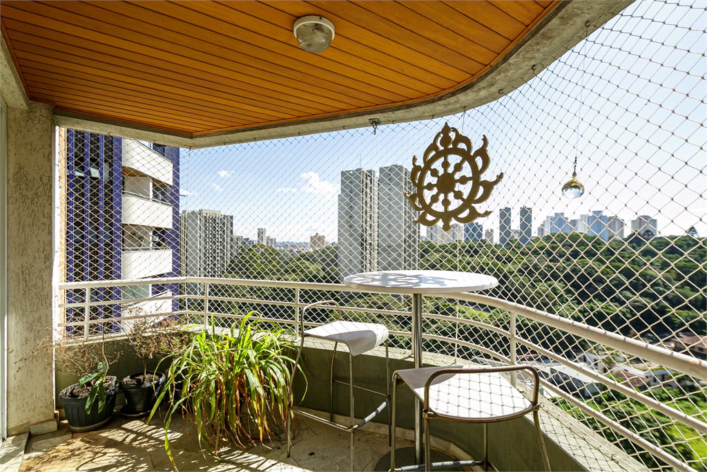 Apartamento à venda com 3 suítes em Morumbi, São Paulo, SP