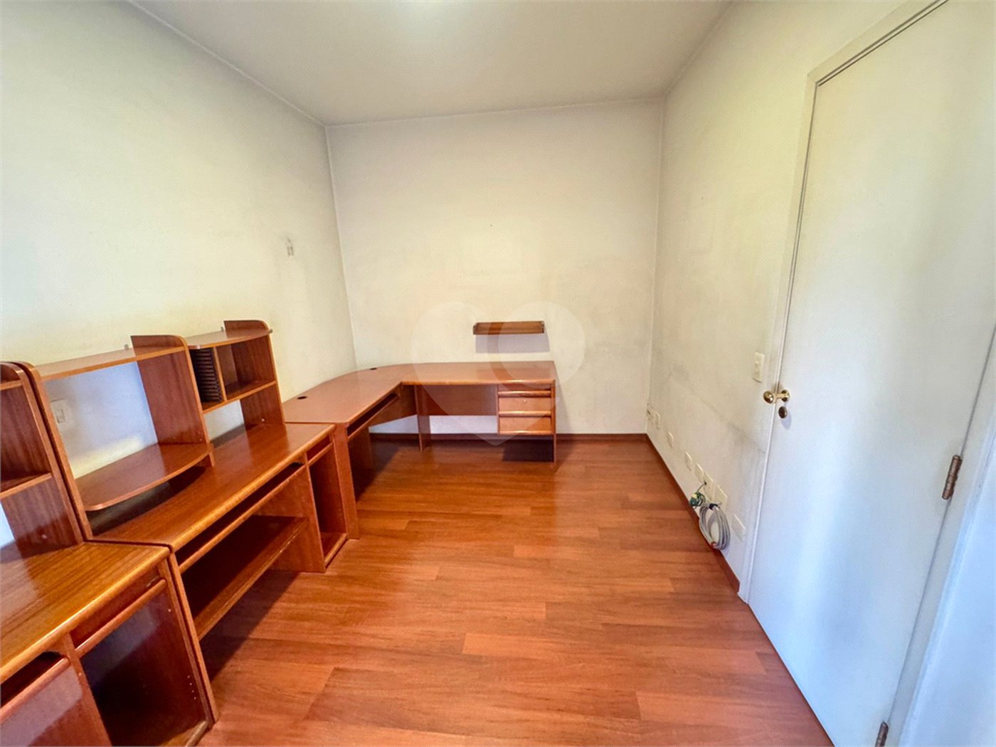 Apartamento à venda com 4 quartos, sendo 2 suítes,  em Pinheiros, São Paulo, SP