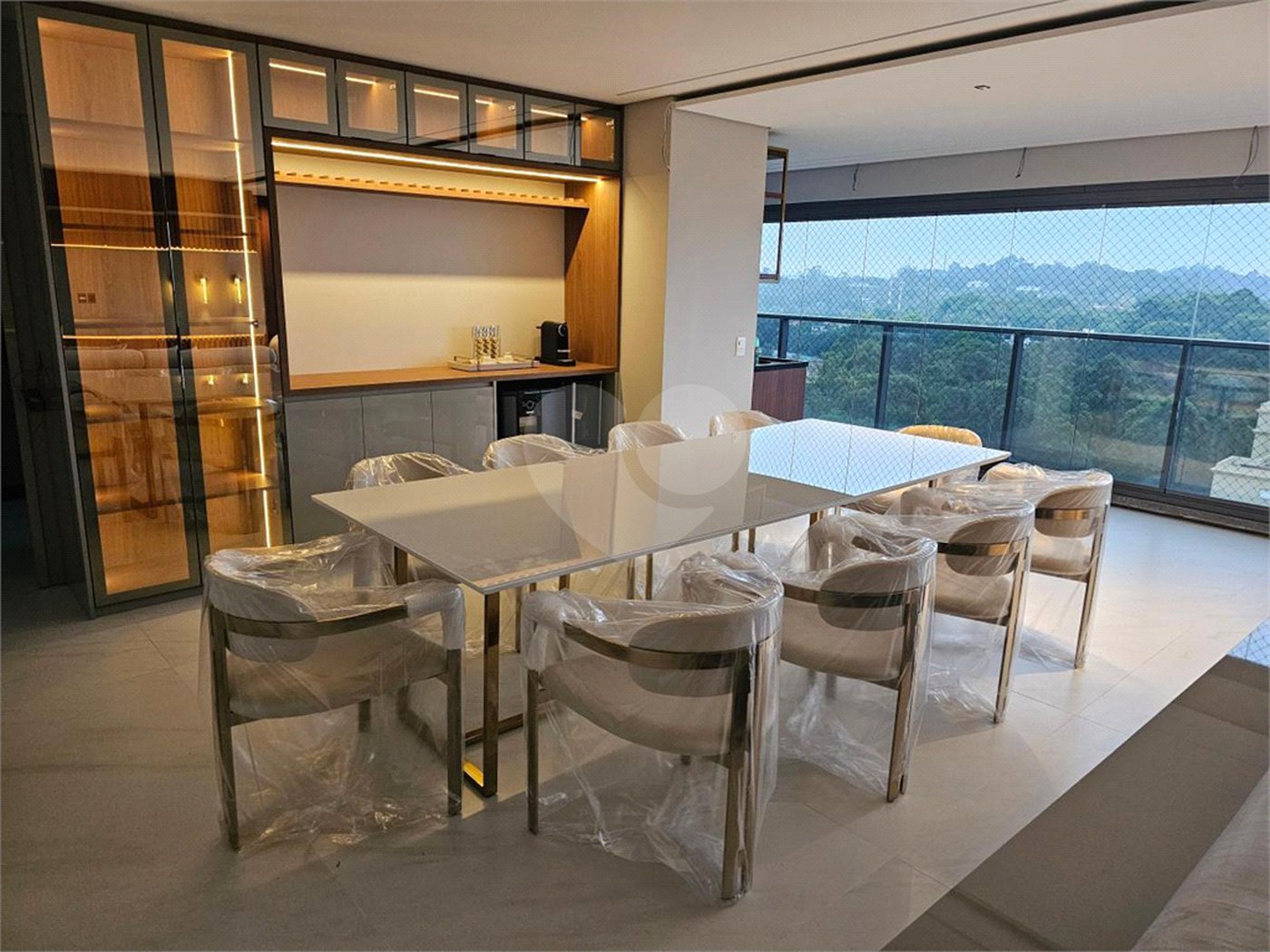 Apartamento à venda com 3 suítes em Jardim Morumbi, São Paulo, SP