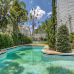 Casa Térrea à venda com 4 suítes em Jardim Cordeiro, São Paulo, SP