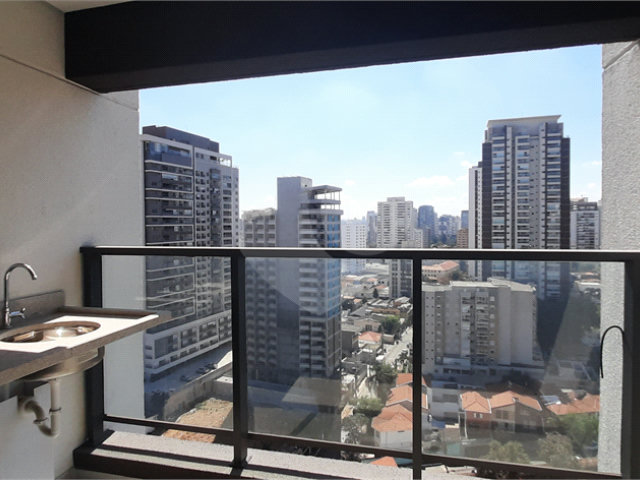 Apartamento à venda com 2 quartos, sendo 1 suíte,  em Brooklin Novo, São Paulo, SP
