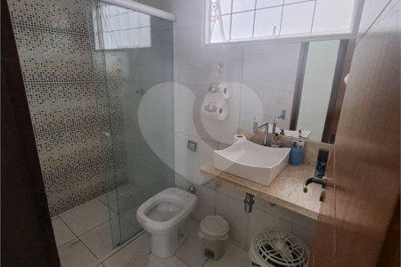 Casa à venda com 3 quartos, sendo 1 suíte, em Morada da Serra, Cuiabá, MT
