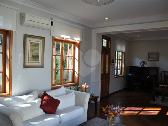 Sobrado à venda com 5 quartos, sendo 3 suítes,  em Mandaqui, São Paulo, SP