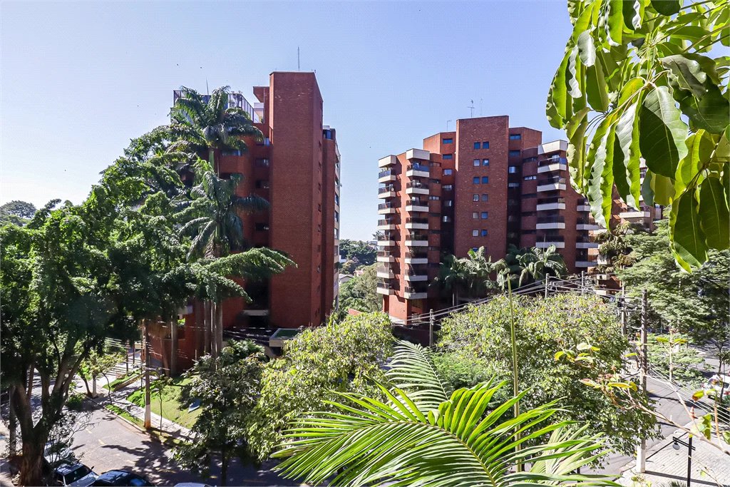 Apartamento à venda ou para alugar com 4 suítes em Jardim Vitória Régia, São Paulo, SP