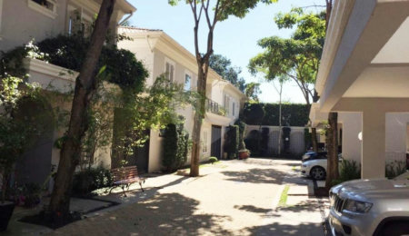 Casa à venda com 4 suítes no condomínio Saint Germain, São Paulo - SP