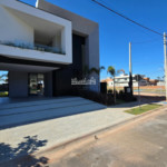 Casa à venda com 3 suítes no condomínio Vista da Serra, Atibaia - SP