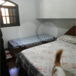 Casa à venda com 4 quartos, sendo 1 suíte, no condomínio Parque Imperial da Cantareira, Mairiporã - SP