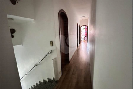 Casa à venda com 3 quartos, sendo 1 suíte,  no condomínio Residencial Nabuco de Araújo, São Paulo - SP