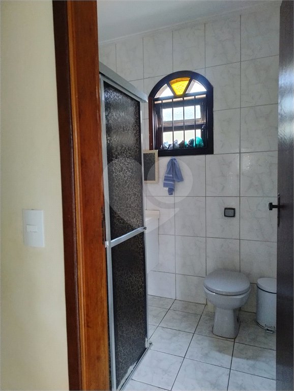 Sobrado à venda com 6 quartos, sendo 2 suítes, em Balneário Stella Maris, Peruíbe, SP