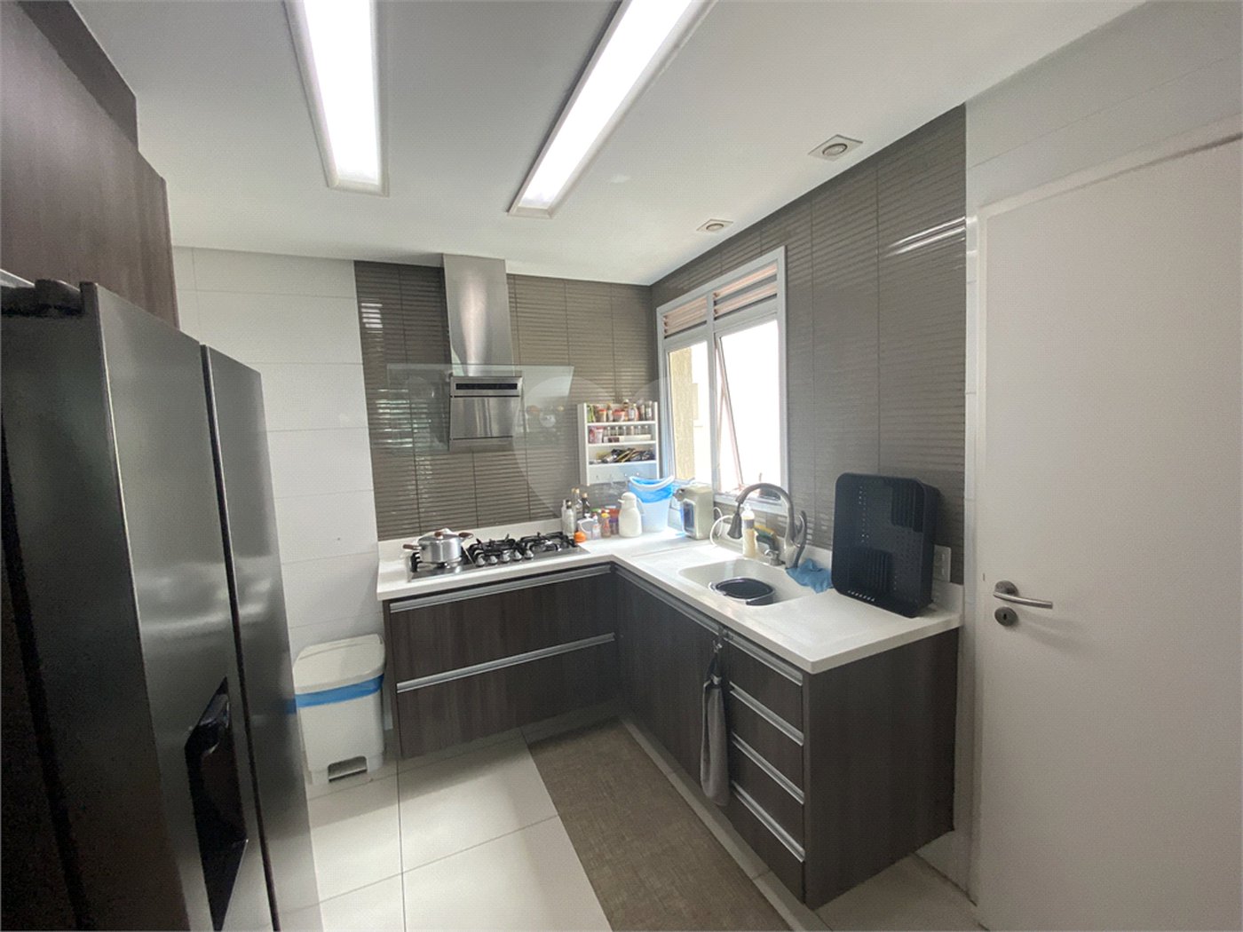 Apartamento à venda com 3 quartos, sendo 2 suítes, em Santana, São Paulo, SP