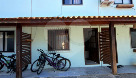 Casa em condomínio à venda com 2 suítes em Palmeiras, Cabo Frio, RJ