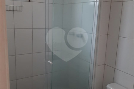 Apartamento à venda ou para alugar com 3 quartos, sendo 1 suíte,  em Vila Suzana, São Paulo, SP