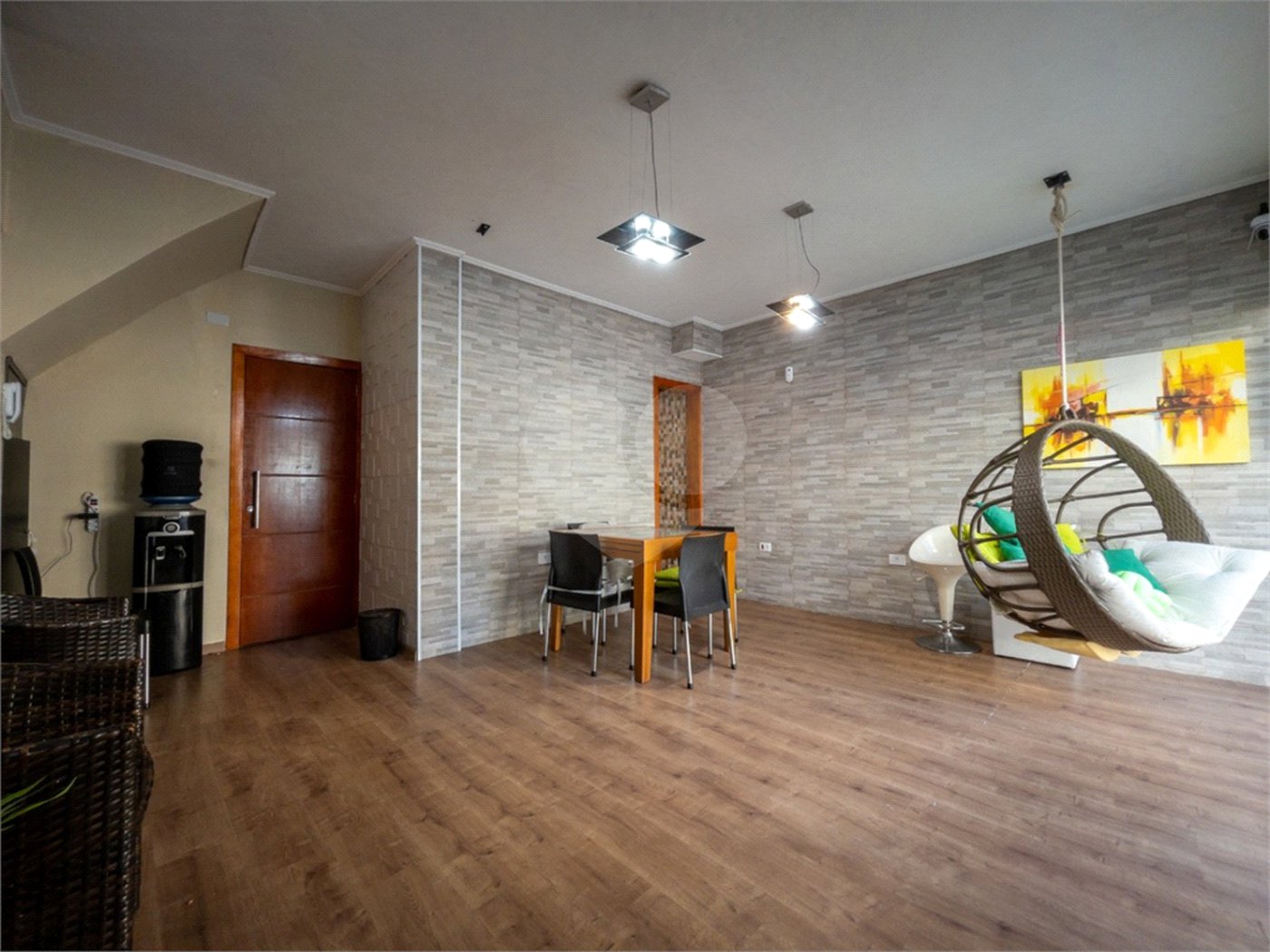 Casa à venda com 2 quartos, sendo 1 suíte, em Vila Mariana, São Paulo, SP