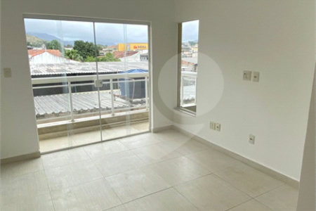 Casa à venda com 2 quartos, sendo 1 suíte, em Campo Grande, Rio de Janeiro, RJ