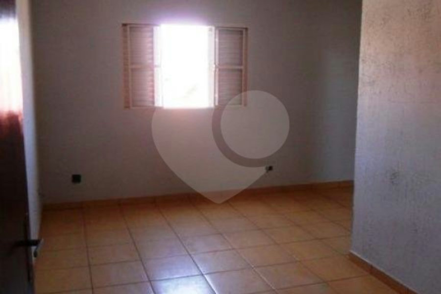 Sobrado à venda com 3 quartos, sendo 1 suíte, em Parque Continental, Guarulhos, SP