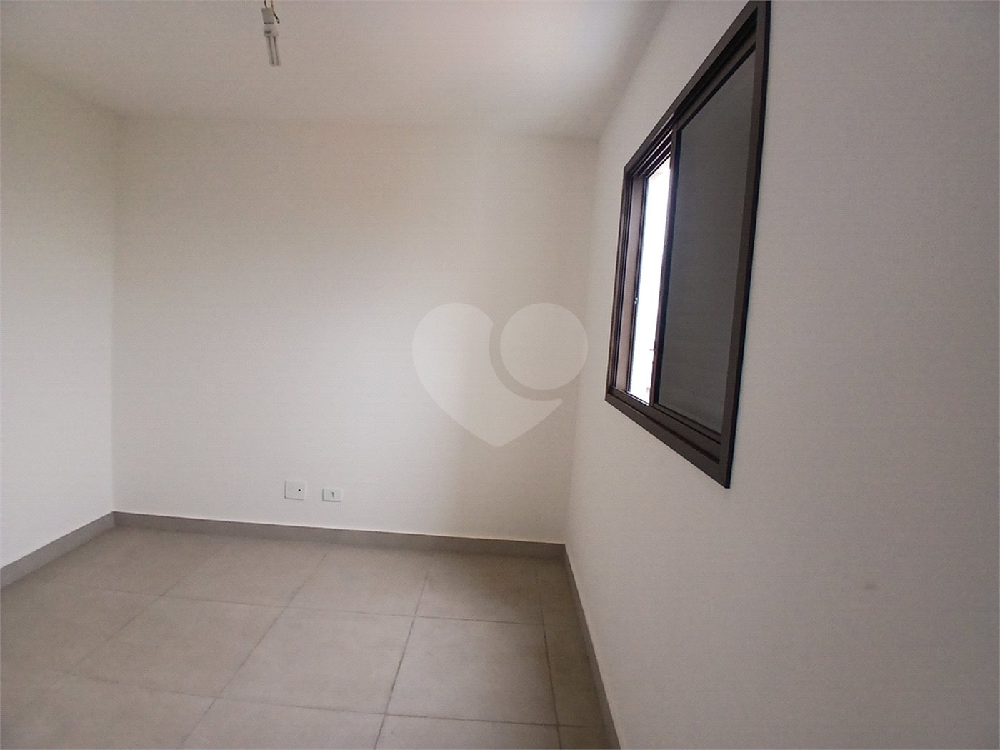 Apartamento à venda com 2 quartos em Vila dos Remédios, São Paulo, SP