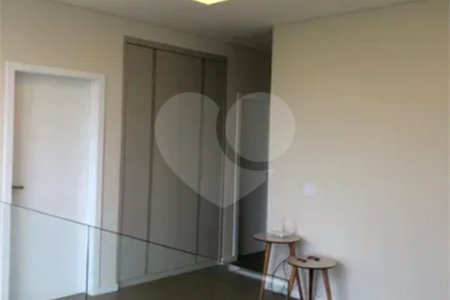 Casa à venda com 3 quartos, sendo 1 suíte,  no condomínio Alphaville 1, São José dos Campos - SP