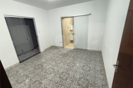 Casa à venda com 7 quartos, sendo 2 suítes,  no Centro, Itapetininga, SP
