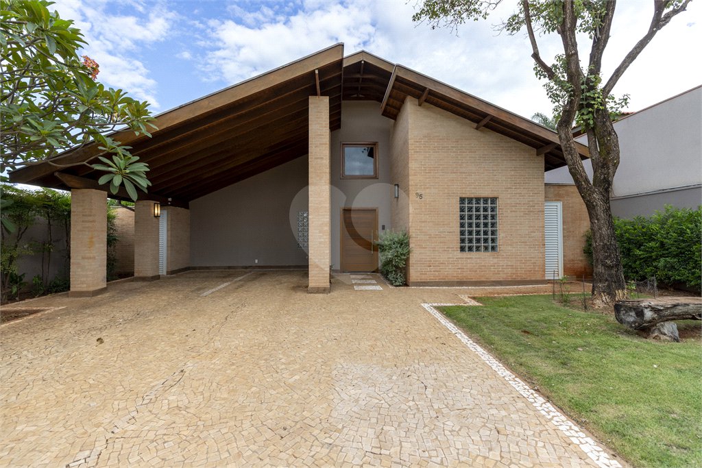 Casa à venda com 4 quartos, sendo 3 suítes,  no condomínio Royal Park, Ribeirão Preto - SP