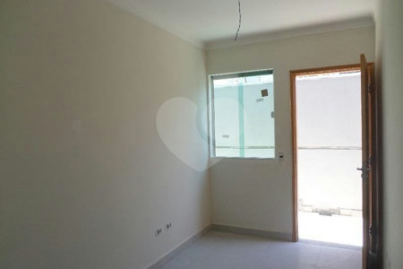 Casa à venda com 2 quartos no condomínio Maracujas, São Paulo - SP