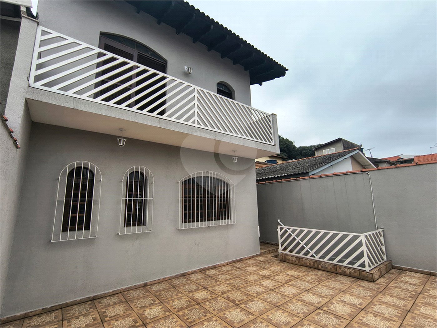 Sobrado à venda com 3 quartos, sendo 1 suíte, em Jardim D'abril, Osasco, SP