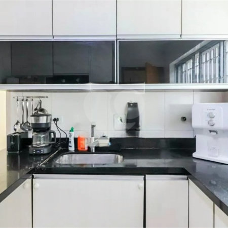Sobrado à venda com 3 quartos, sendo 1 suíte, em Jardim Centenário, São Paulo, SP