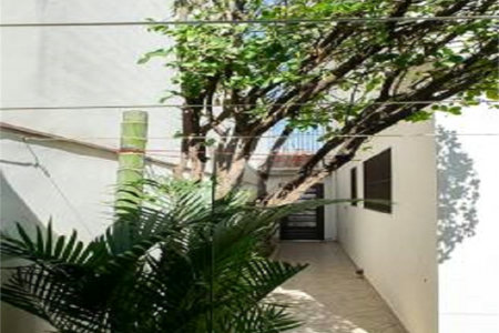 Sobrado à venda com 2 quartos em Vila Paulicéia, São Paulo, SP