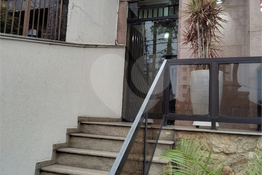 Sobrado à venda com 4 quartos, sendo 1 suíte,  em Vila Maria, São Paulo, SP