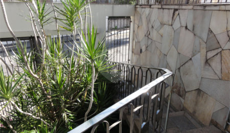 Casa Térrea à venda com 3 quartos, sendo 1 suíte,  em Parada Inglesa, São Paulo, SP