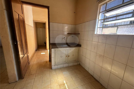 Casa Térrea à venda com 3 quartos em Campos Elíseos, Ribeirão Preto, SP