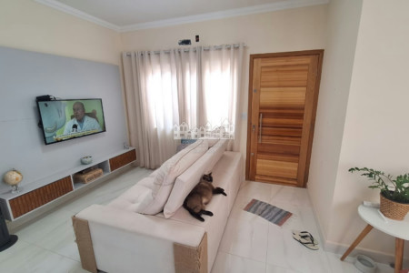 Casa à venda com 3 quartos, sendo 1 suíte, em Residencial Jardins da Catalunha, Atibaia, SP