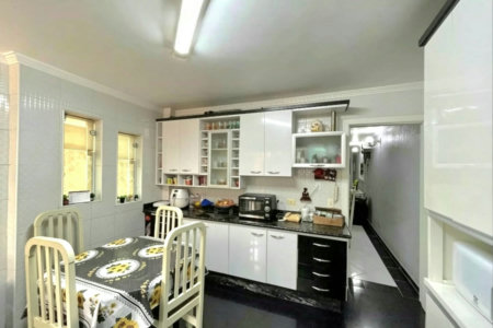 Casa com 3 dormitórios à venda, 210 m² por R$ 1.200.000,00 - Encruzilhada - Santos/SP